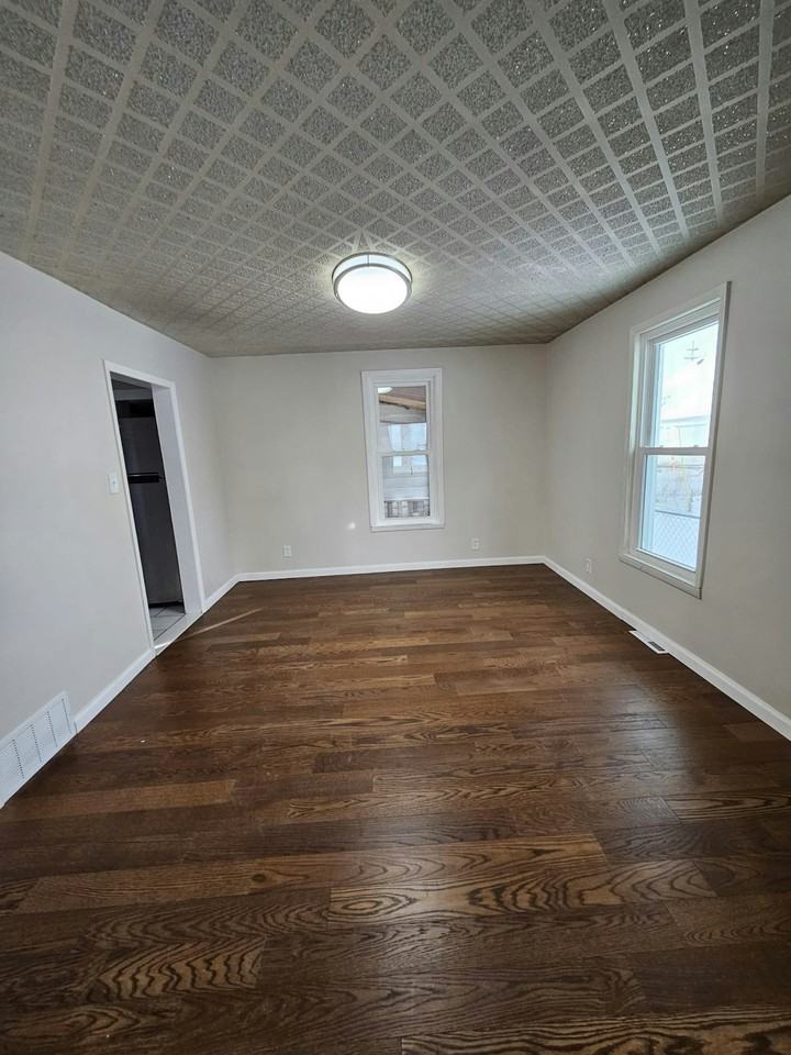 2644 4th Street - Photo 5 of 16