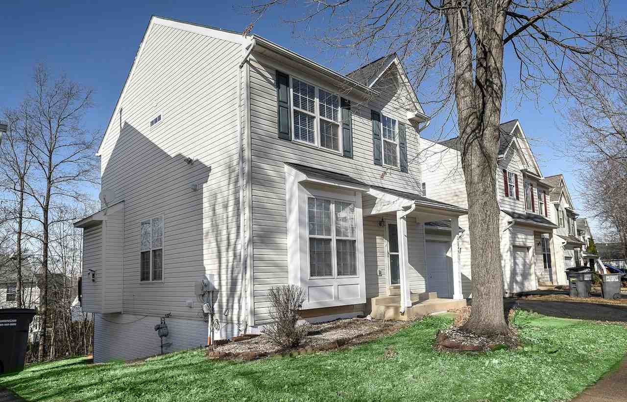 21749 Tottenham Hale Ct, Unit Basement - Photo 7 of 8