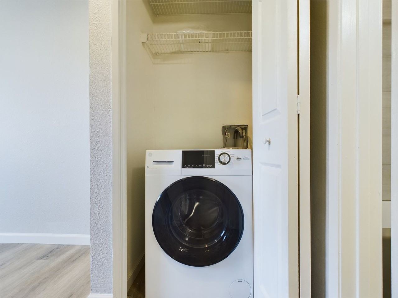 The Gemma - Photo 5 of 34