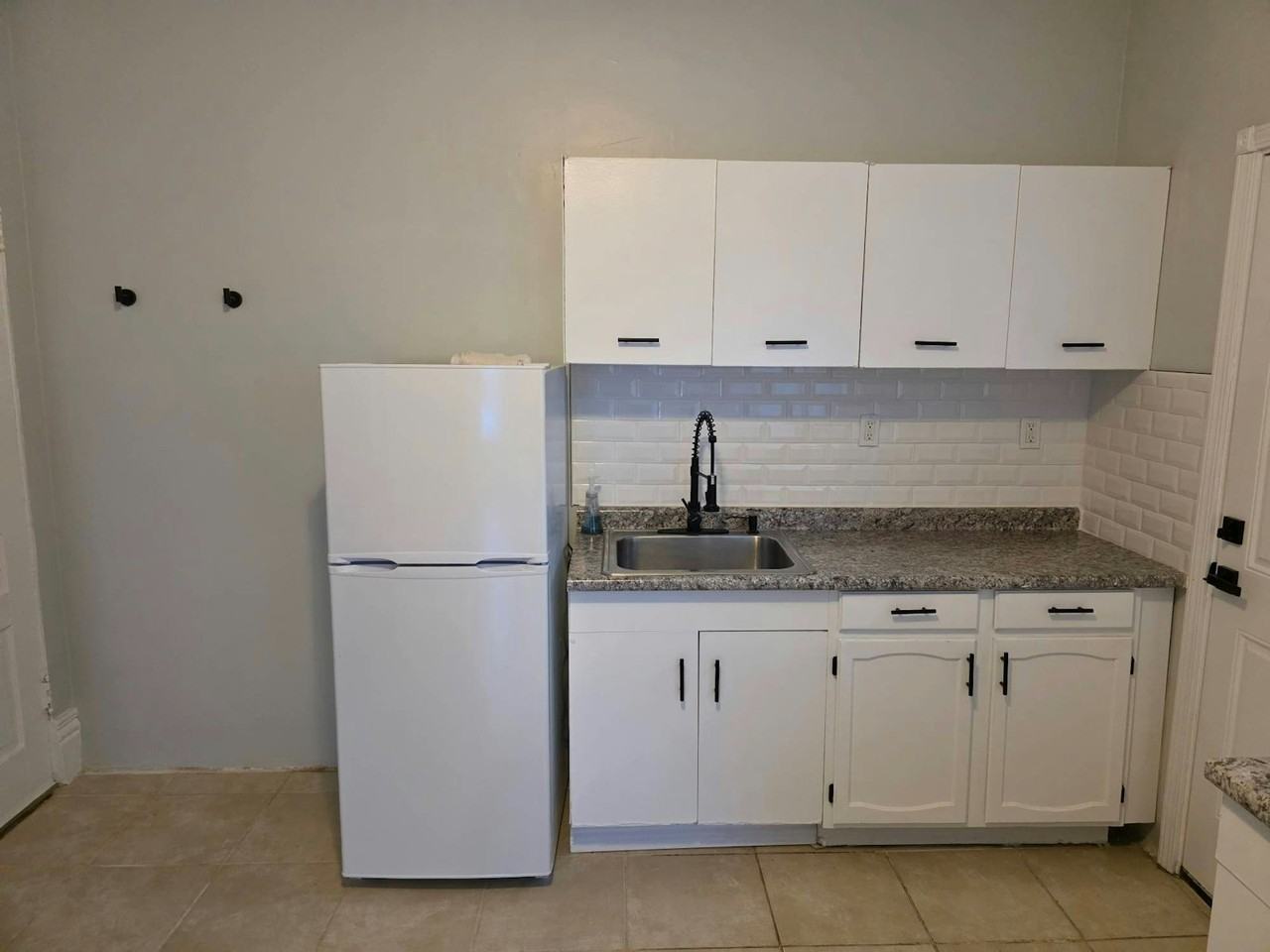 3611 S Wood St, Unit 2F - Photo 2 of 21