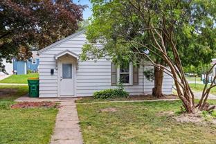 1212 S Oakland Ave - Photo 1 of 1