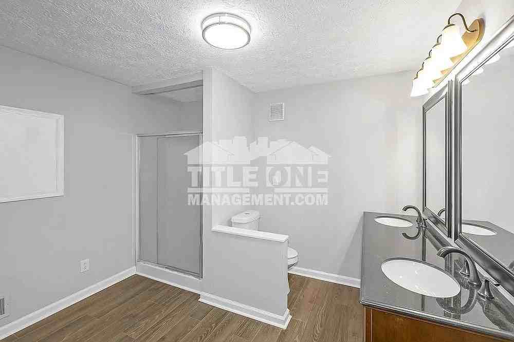 3860 Hanover Ct - Photo 4 of 31