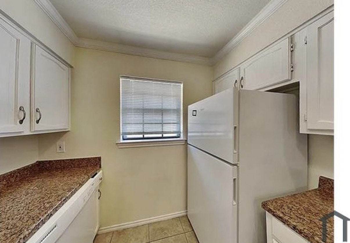 3432 West 4th Street, Unit 4 - Photo 4 of 8