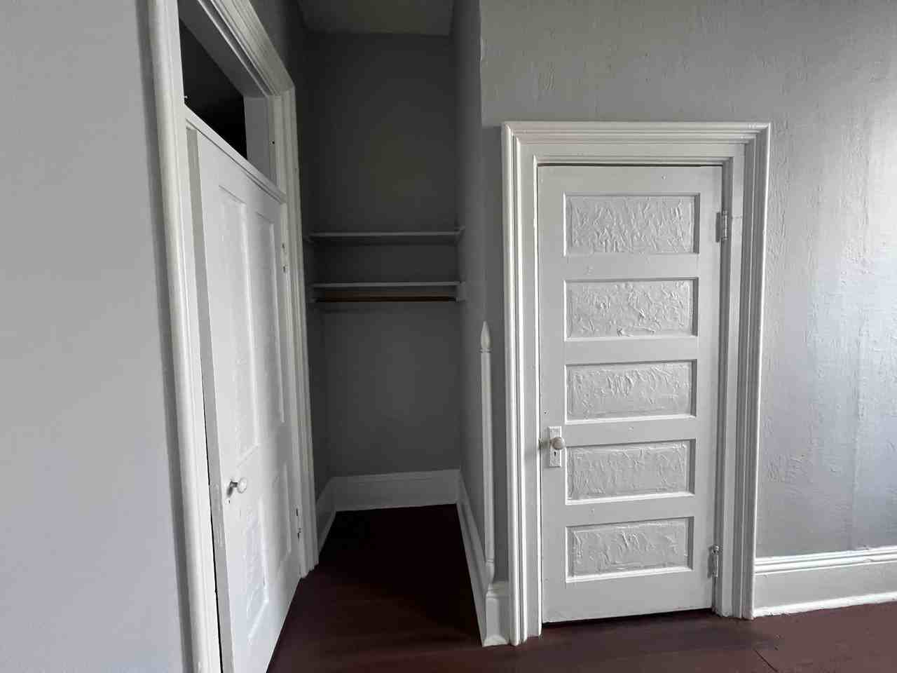 340 S Ohio St #1 - Photo 5 of 16