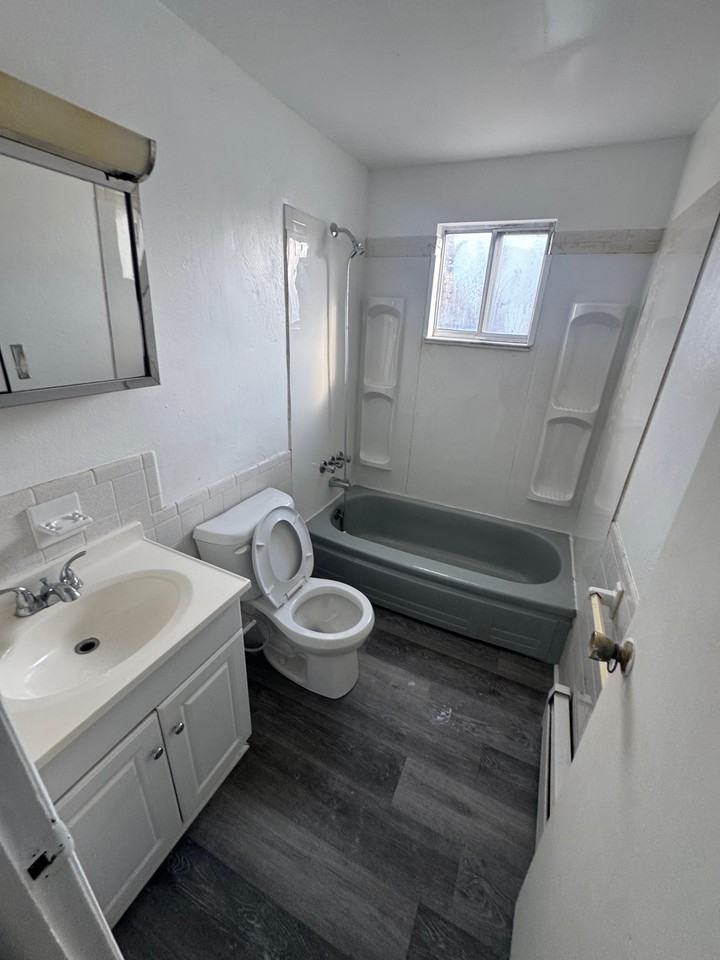 9 Marvin St #1 - Photo 4 of 11