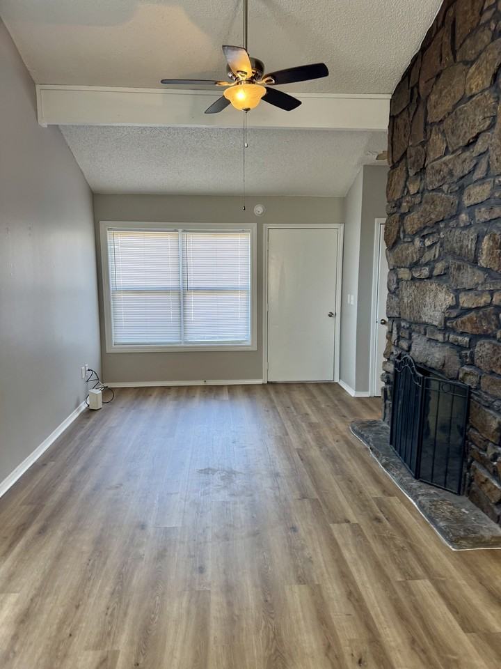 13771 Turnberry Lane 109 - 109 #109 - Photo 2 of 8