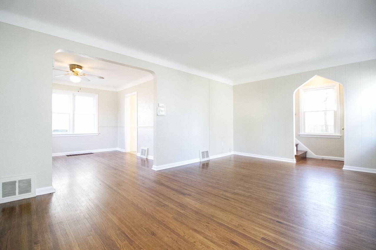 4353 Lyman Ave #NA - Photo 2 of 24