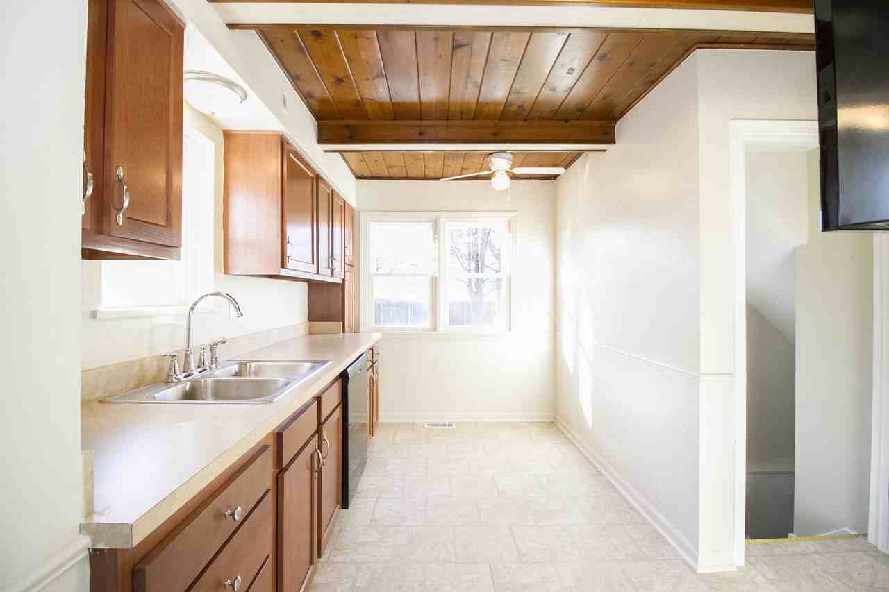 4353 Lyman Ave #NA - Photo 7 of 24