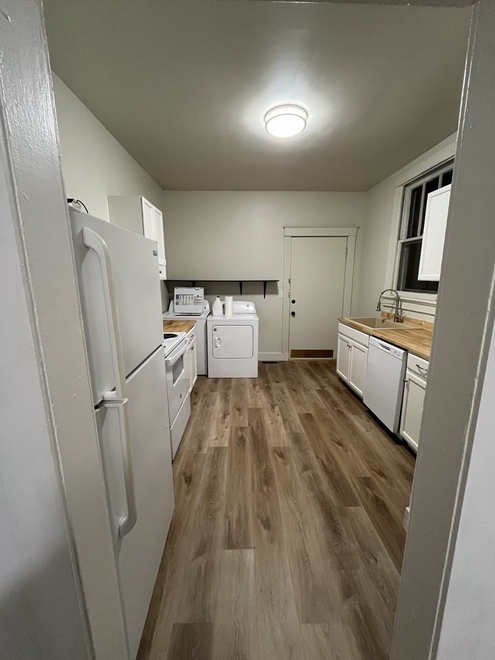 3 N Daisy Ave #1 - Photo 7 of 21