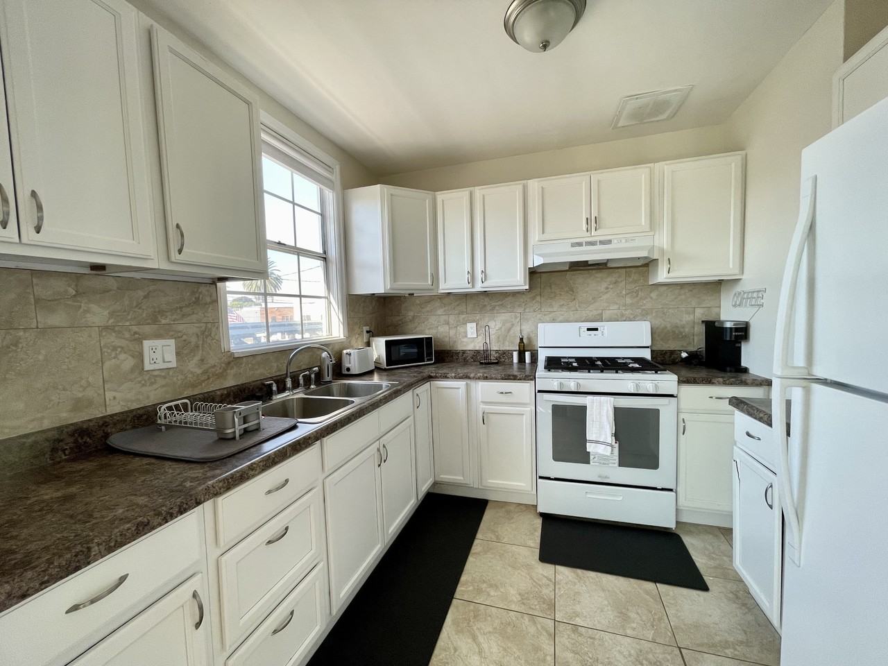 2535 Magnolia Ave #2541 - Photo 4 of 12