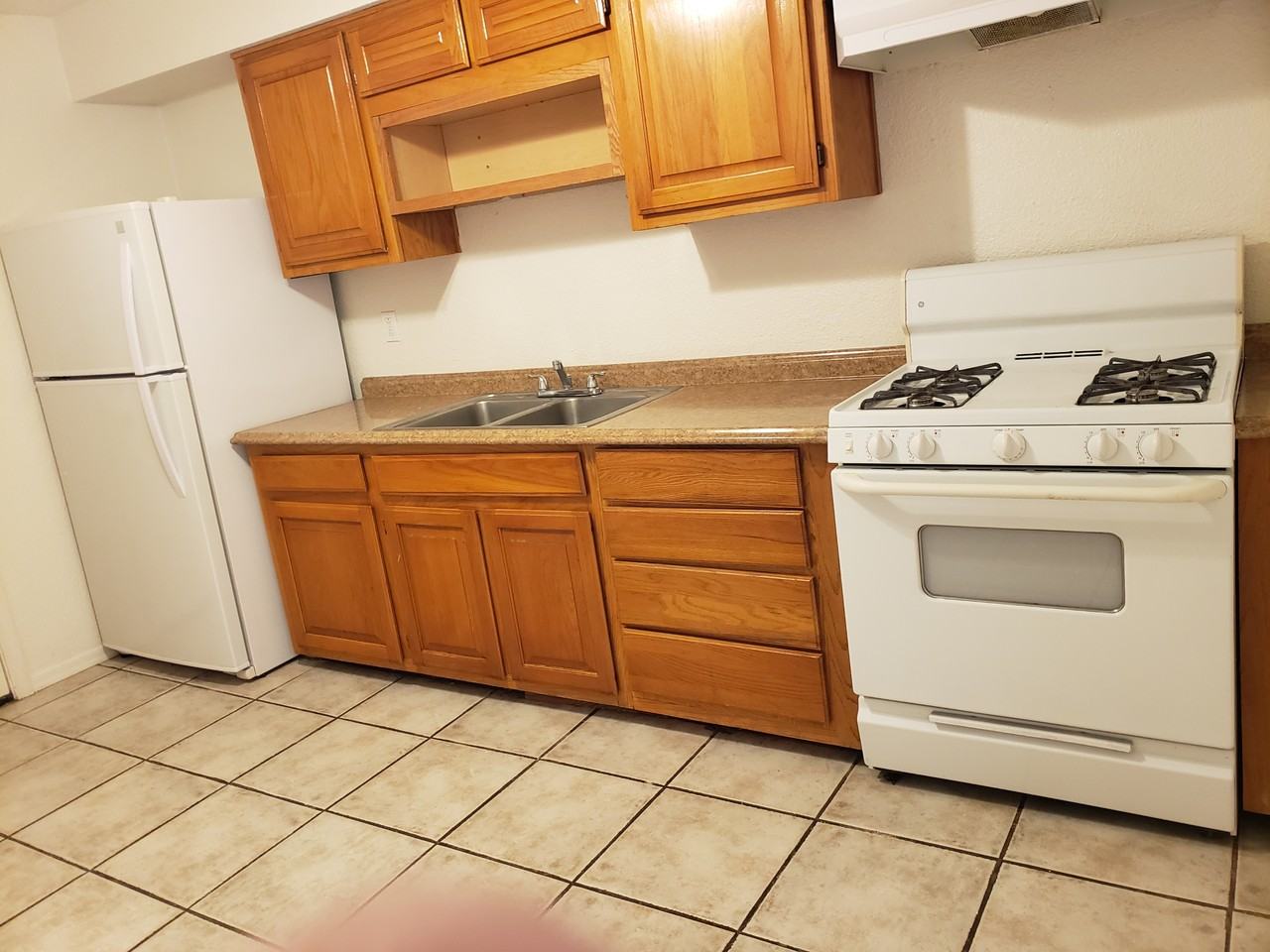 3131 E Butler Ave #3 - Photo 6 of 18