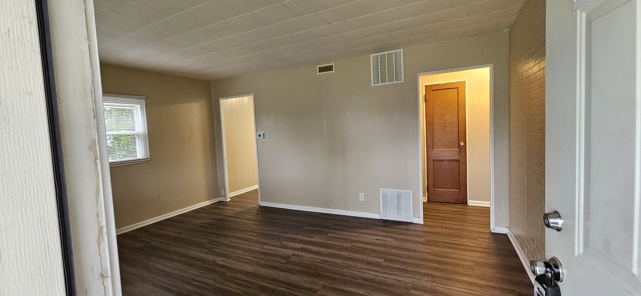 2085 Bellefontaine Ave #NA - Photo 3 of 21