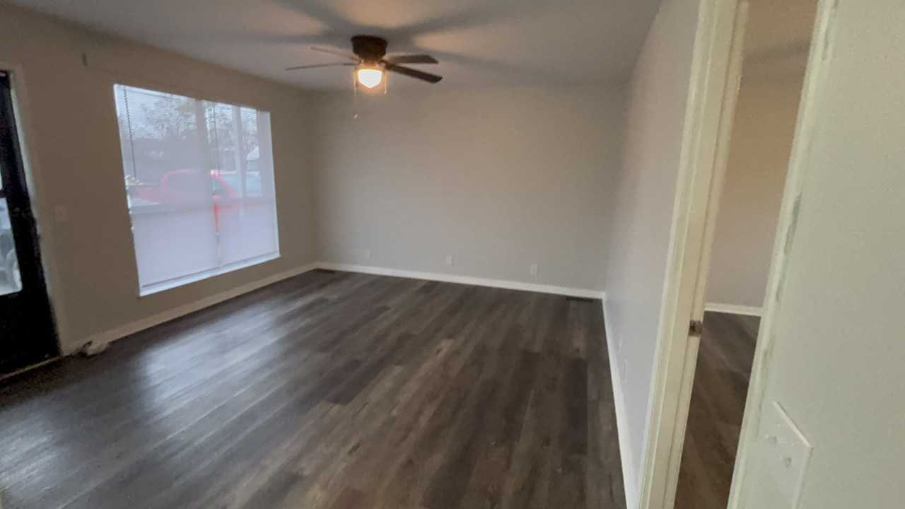 1100 2nd St Sw #4 - Photo 4 of 7