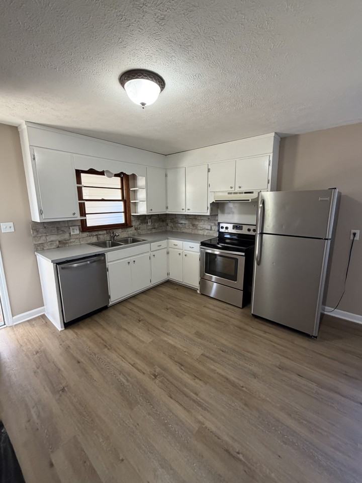 1842 Orchard Dr #NA - Photo 5 of 10