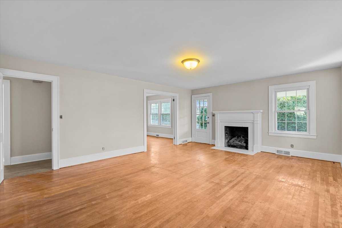 807 Shamrock Rd #NA - Photo 4 of 33