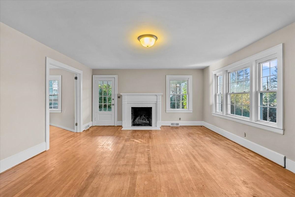 807 Shamrock Rd #NA - Photo 5 of 33