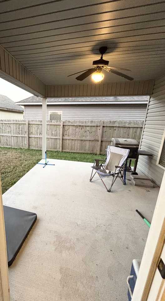 5037 Park Shore Dr #NA - Photo 7 of 21