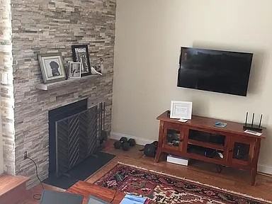 2044 Appletree St #NA - Photo 2 of 21