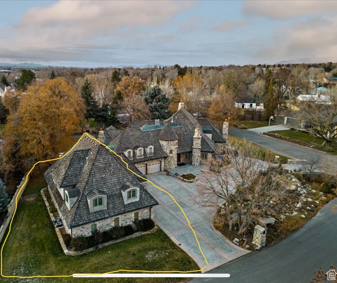 4900 S Marilyn Dr #NA - Photo 4 of 32