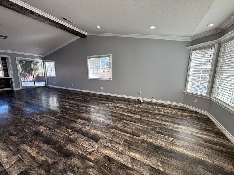 870 Centaur Ave #1 - Photo 2 of 10