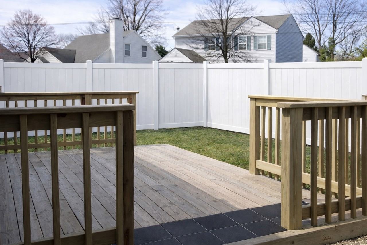 734 Burgess Ave #NA - Photo 5 of 17