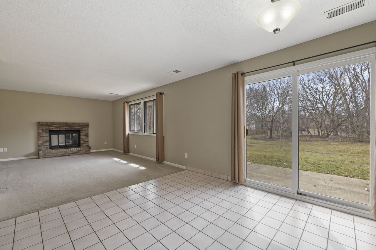 176th Street West, Lakeville (9350) MH KK1 **TPO** - Photo 4 of 20