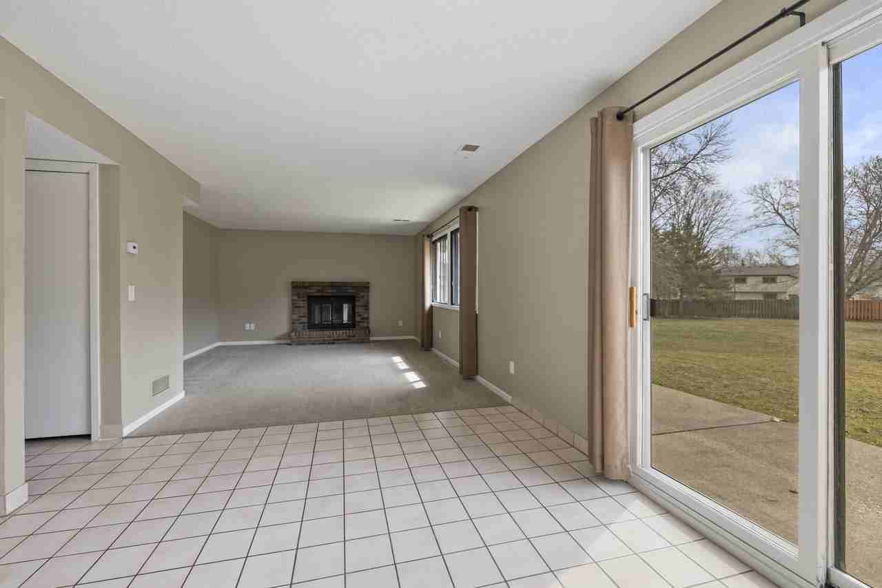 176th Street West, Lakeville (9350) MH KK1 **TPO** - Photo 5 of 20