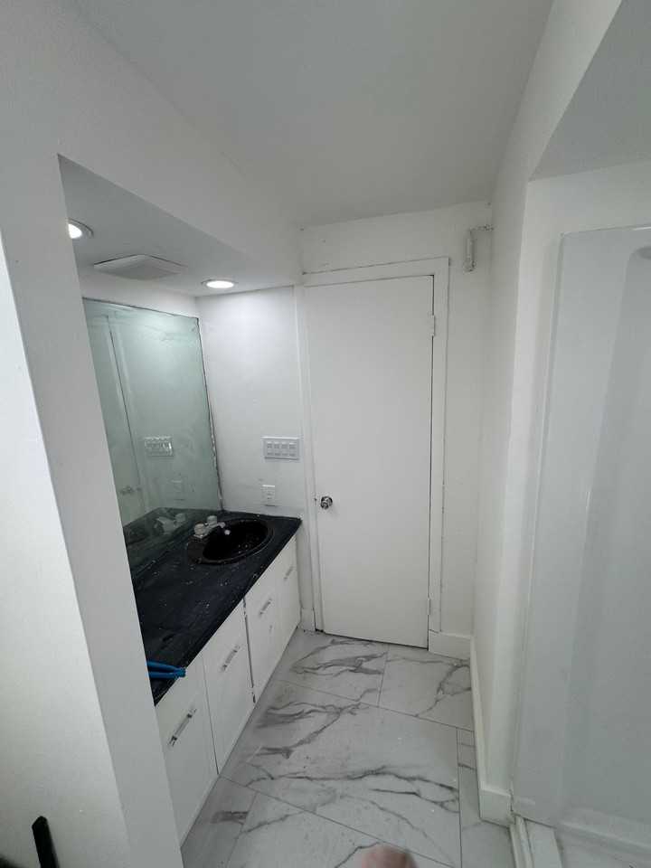 101 Squires Avenue - Photo 4 of 12