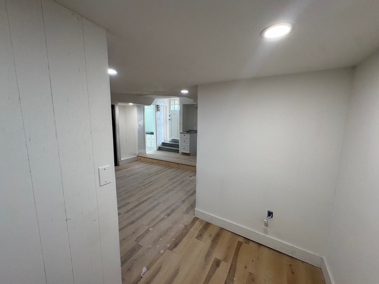 101 Squires Avenue - Photo 7 of 12