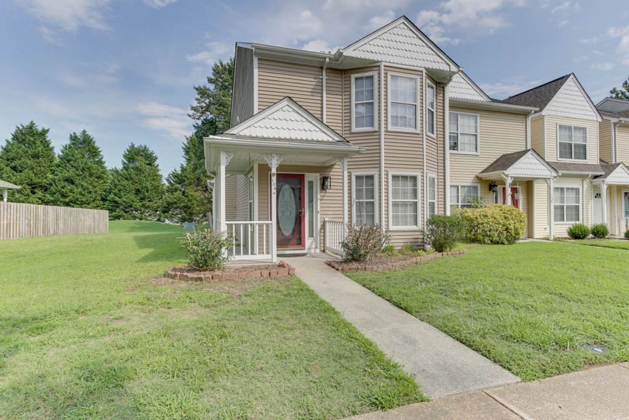 104 Heather Way Apt A - Photo 3 of 38