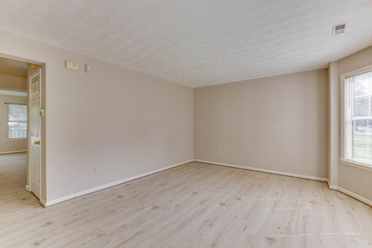 104 Heather Way Apt A - Photo 7 of 38