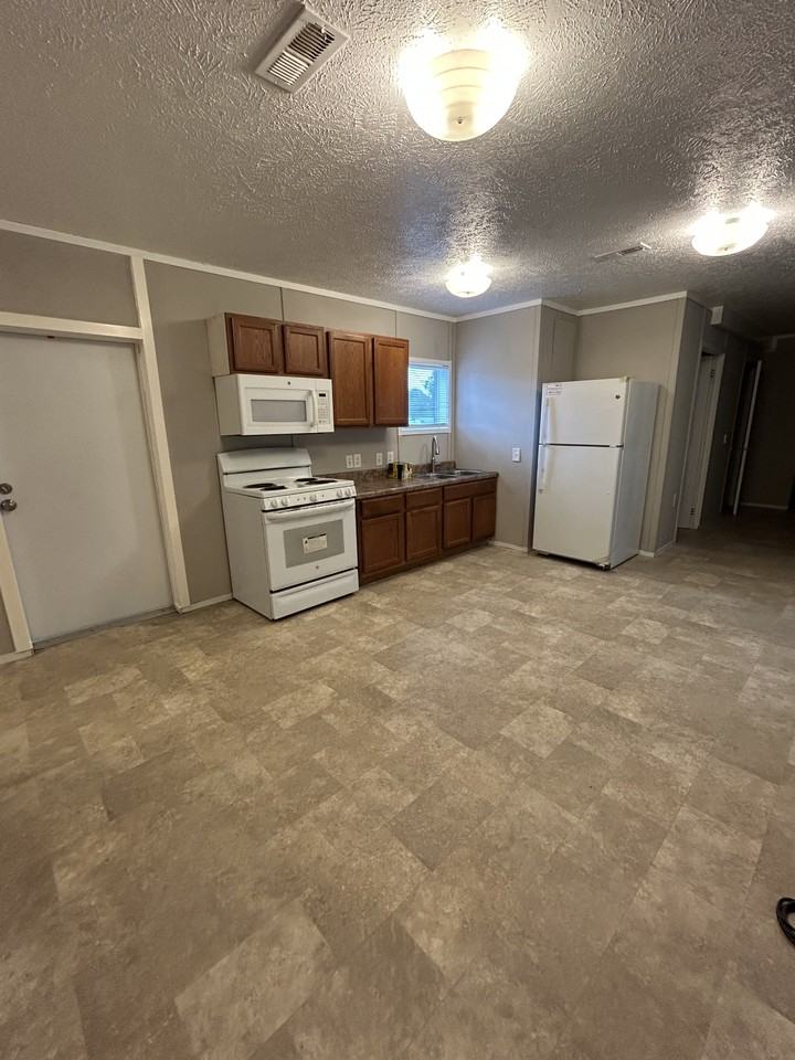 Randolph Road Mobile Park - Photo 4 of 25