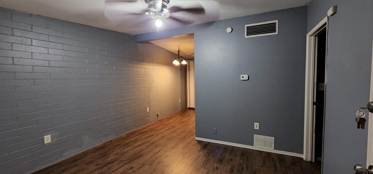 3423 East Flower Street - Photo 2 of 16