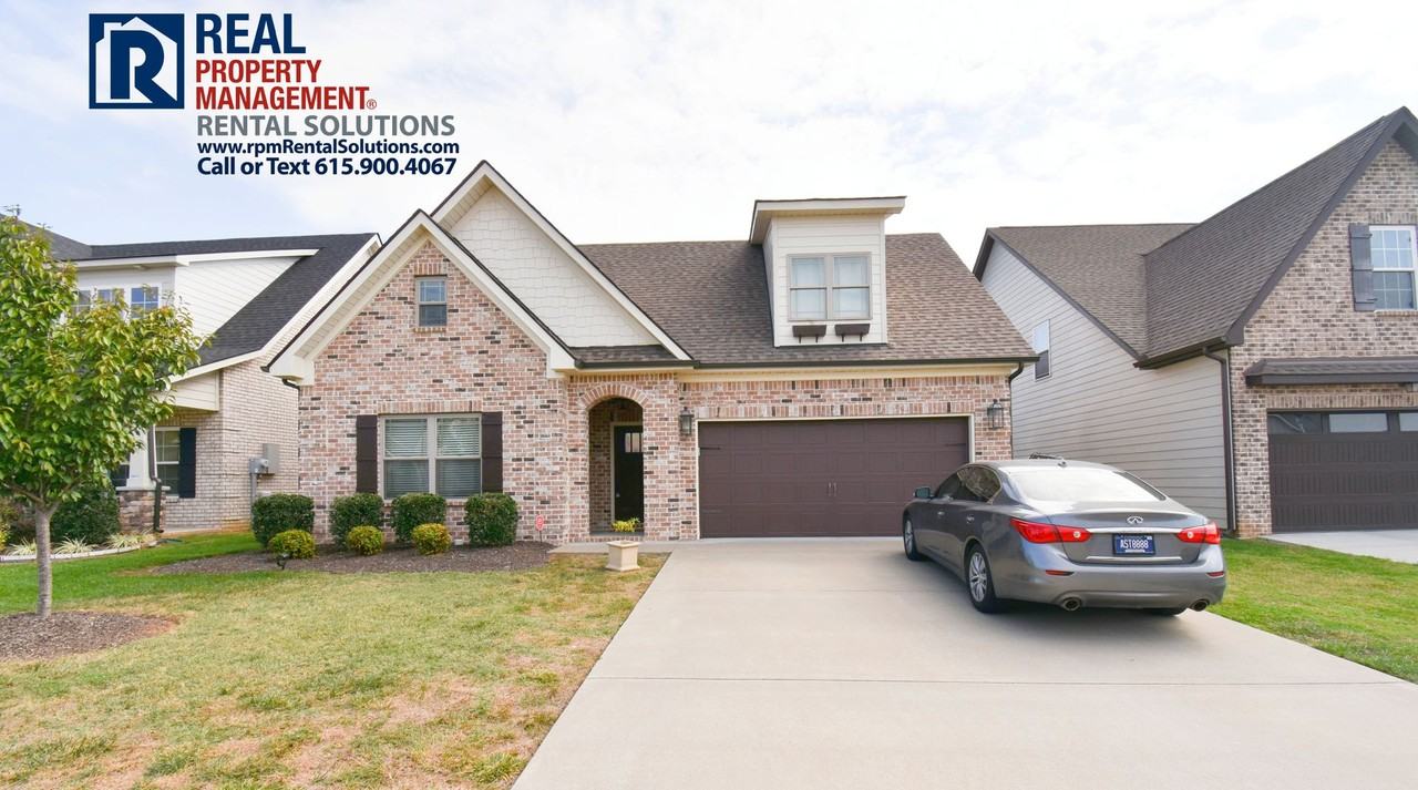 340 Rockcastle Dr - Photo 3 of 32