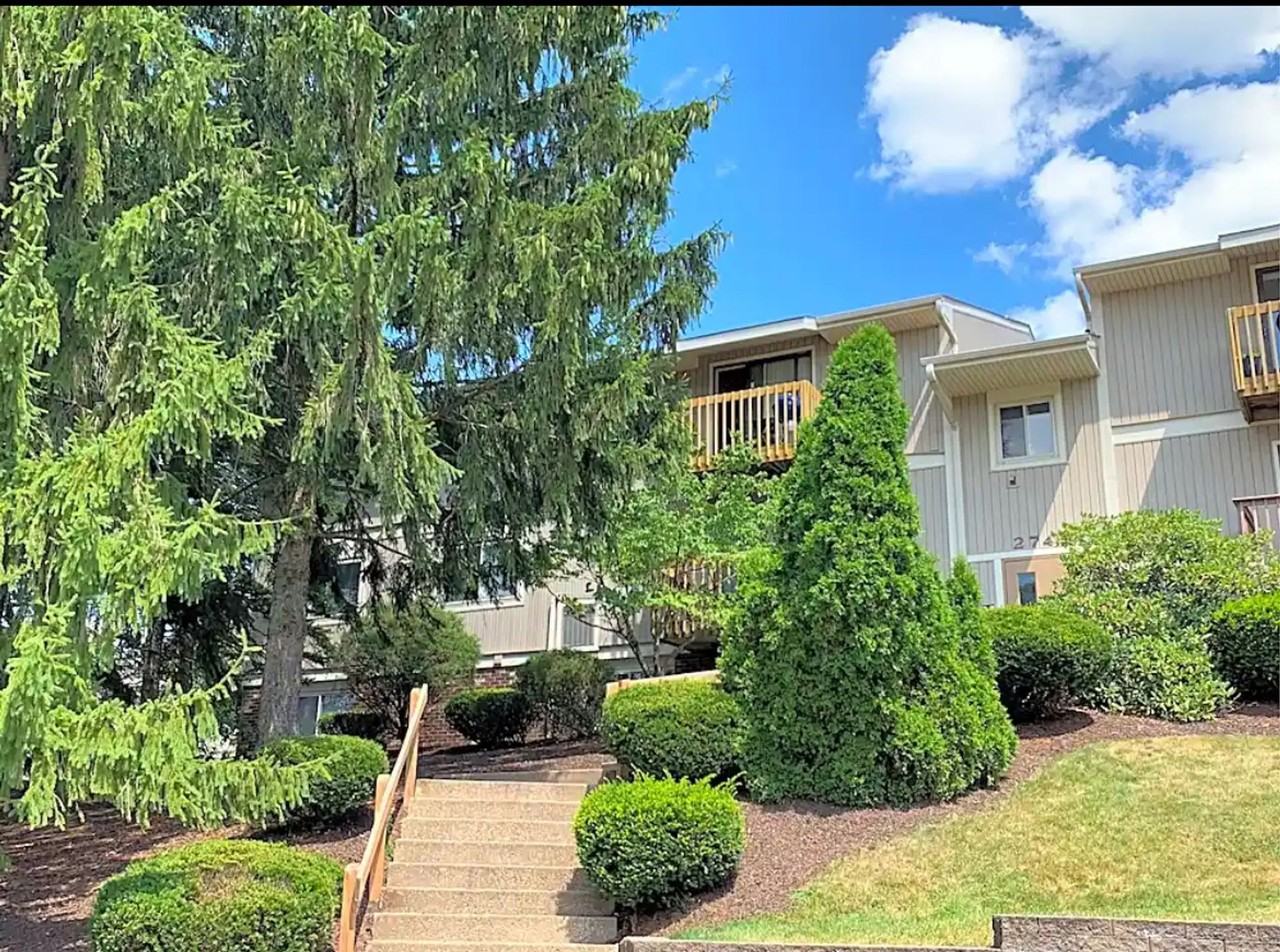 JMD Apartments - Walden Woods - Photo 3 of 5