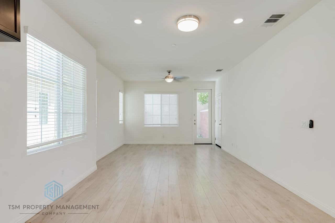 8723 Celebration St - Photo 3 of 24