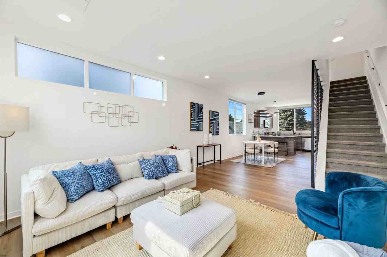 8445 Delridge Way Sw - Photo 4 of 21