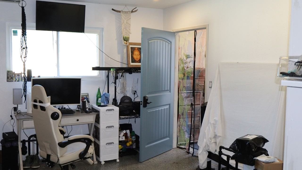 1534 Coronado Ave - Photo 7 of 40