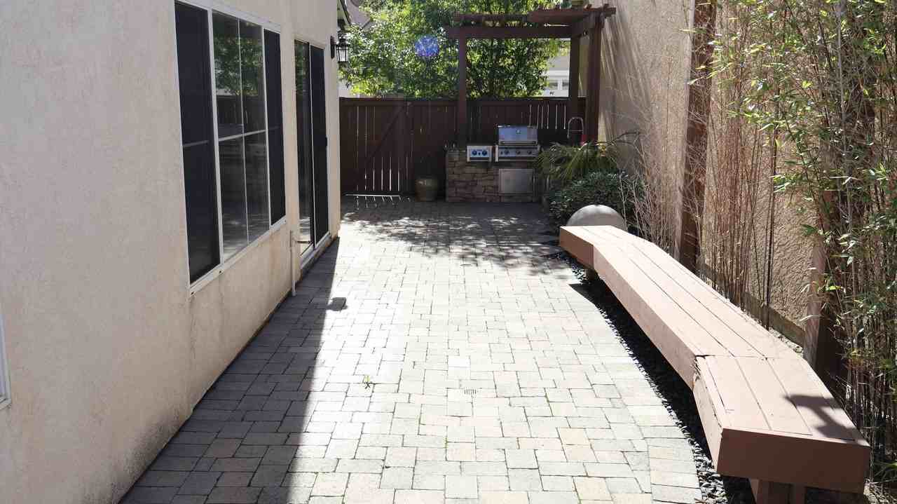 1820 San Sebastian Ave - Photo 2 of 37