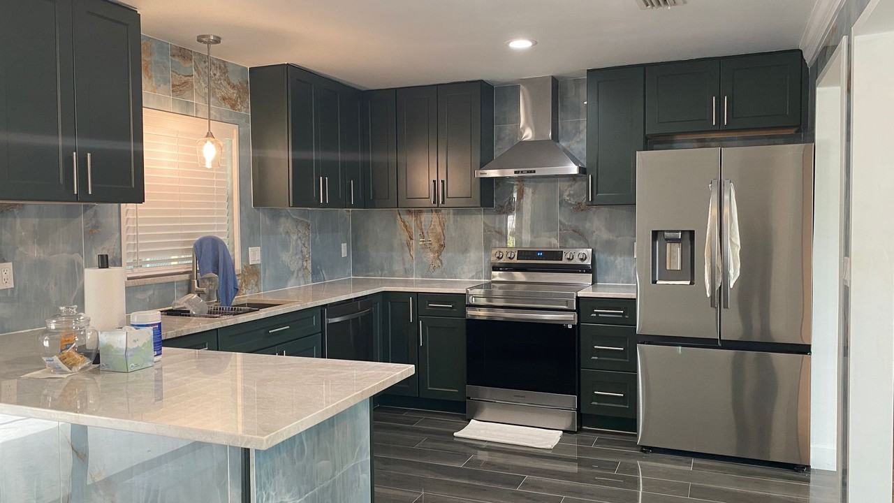 6120 Barnard Rd - Photo 3 of 25