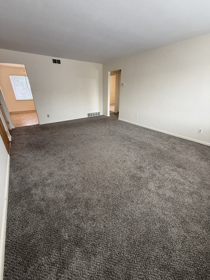 704 14th Street South - Photo 3 of 12