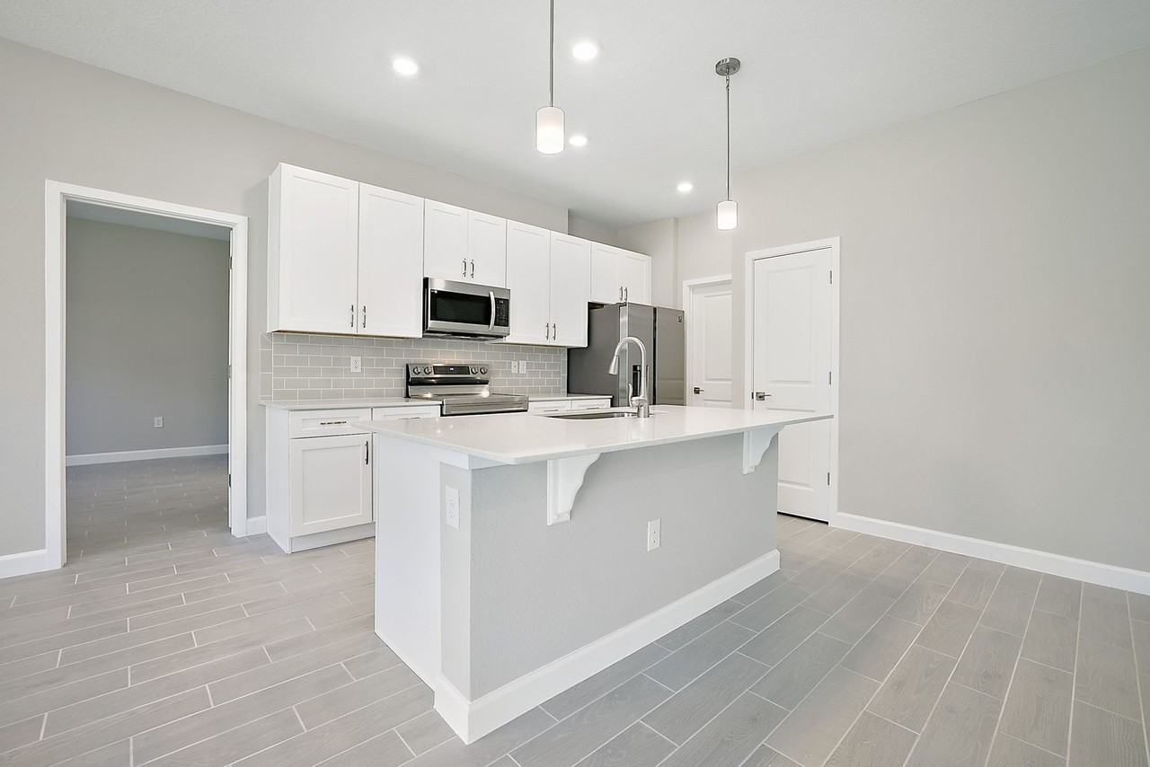 5454 Rhapsody Ave - Photo 3 of 12