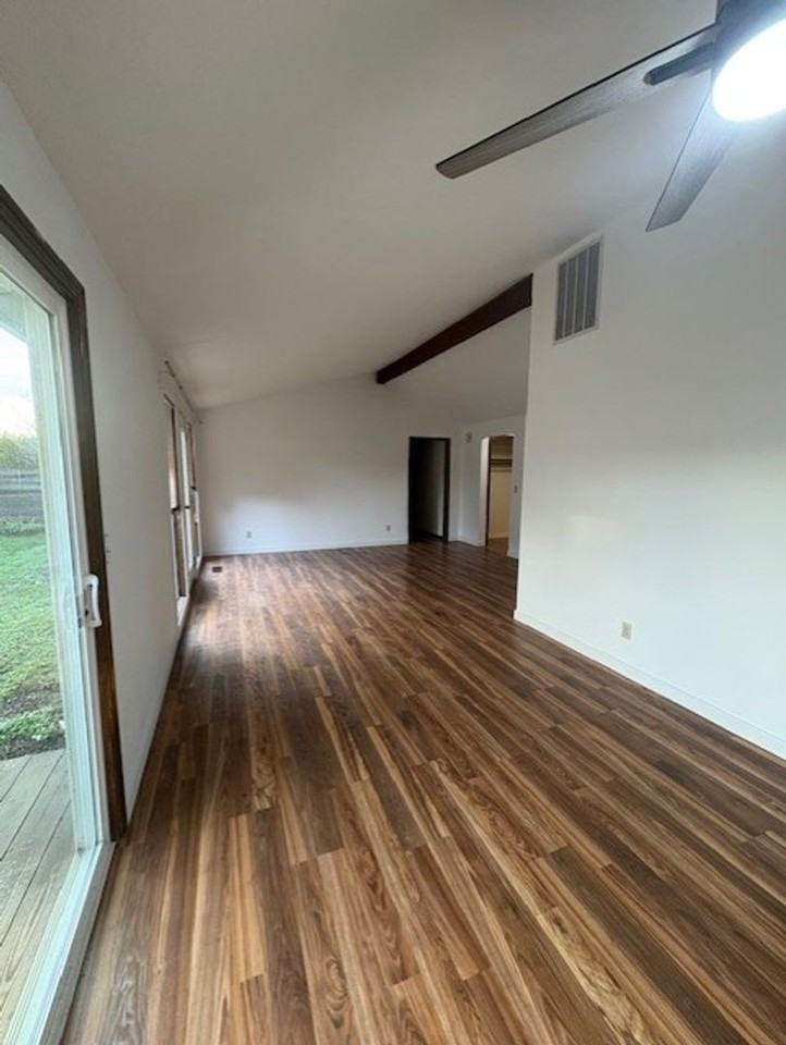 1006 Eastwind Ct N - Photo 7 of 24