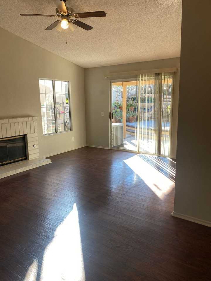 1257 Cypress Point Dr - Photo 3 of 18