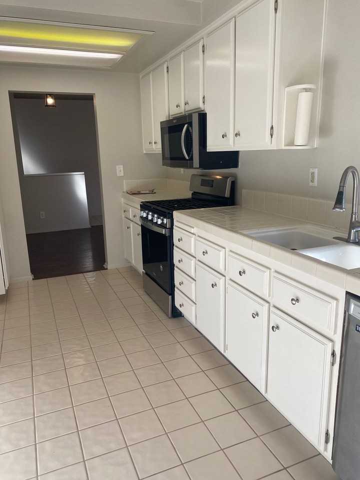 1257 Cypress Point Dr - Photo 7 of 18