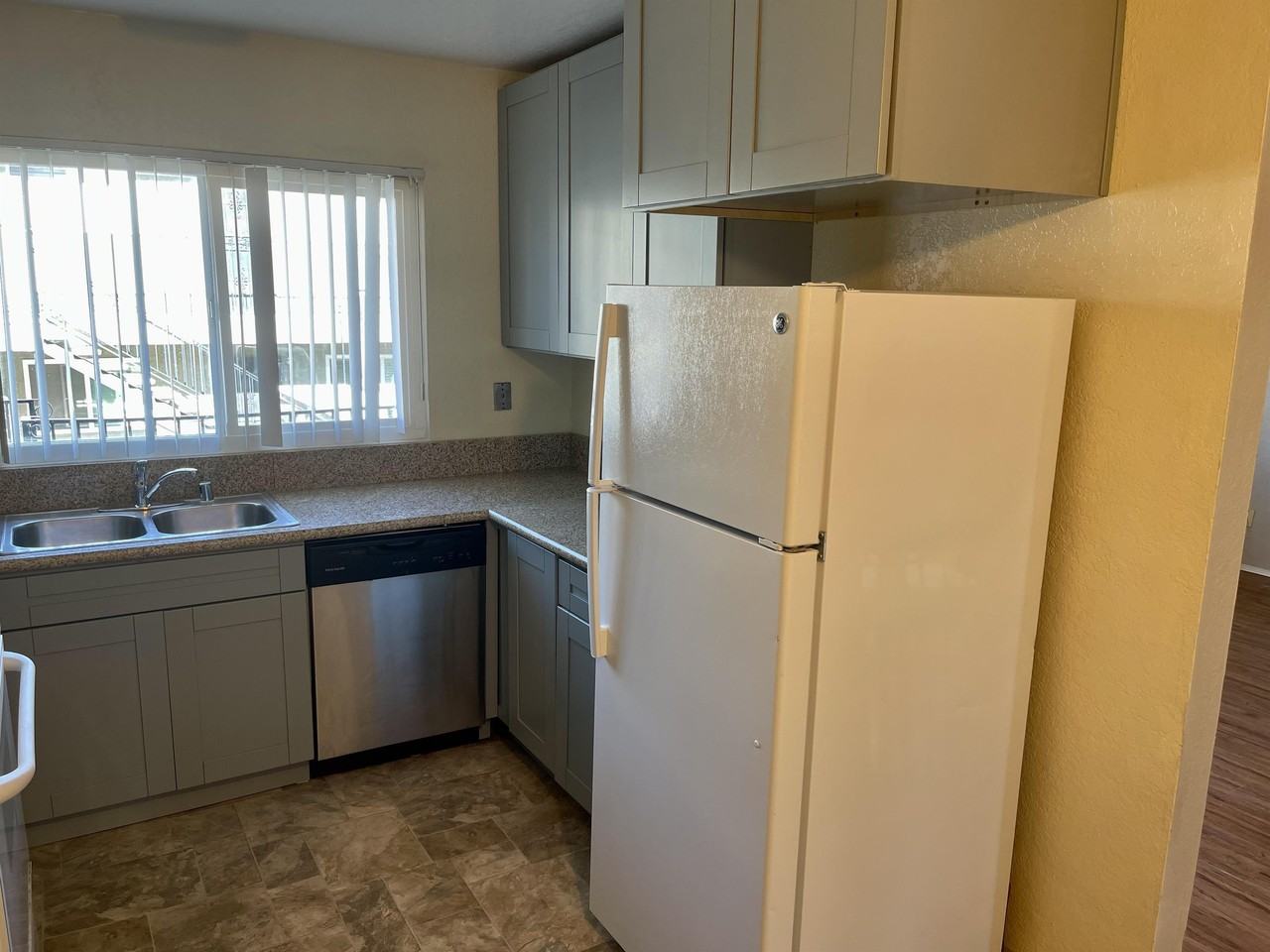 9094 Harness Street - Photo 2 of 14