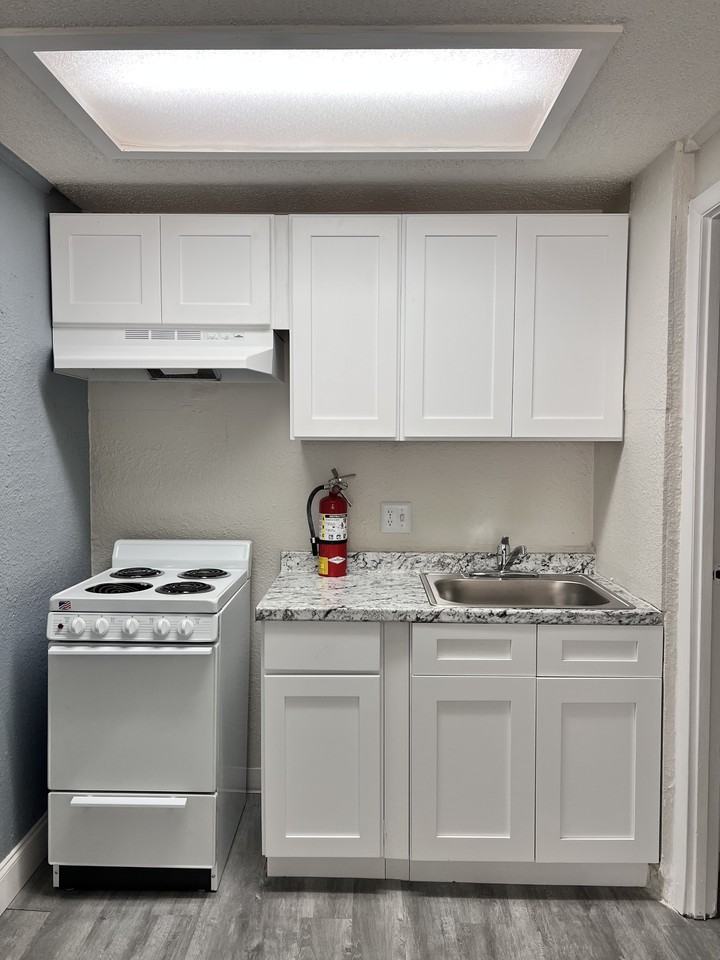 The Cottages @ Treasure Coast - Photo 2 of 19