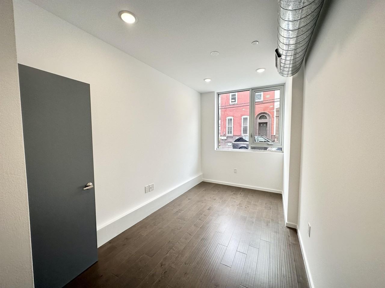 1929 North 7th Street - Photo 5 of 21