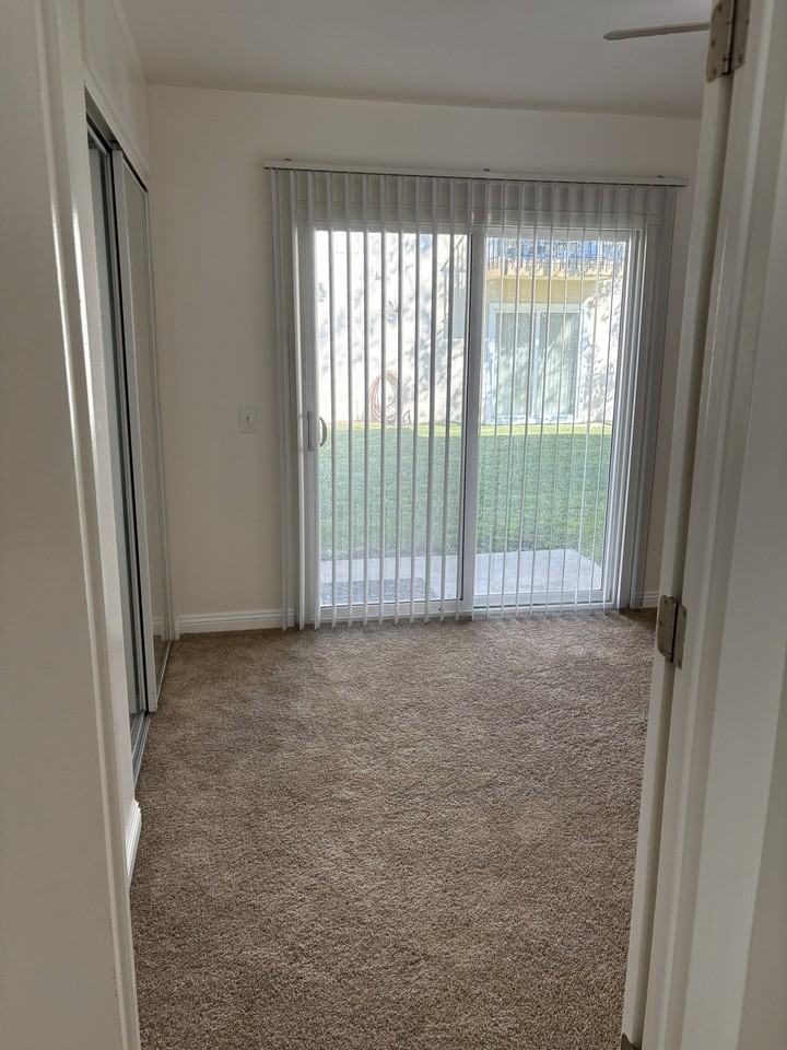 Sus Casitas Apartments - Photo 6 of 13