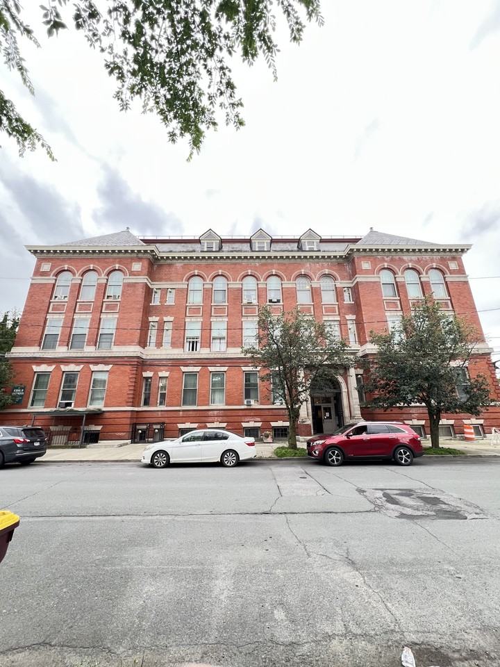 77 Adams Street - Photo 2 of 4